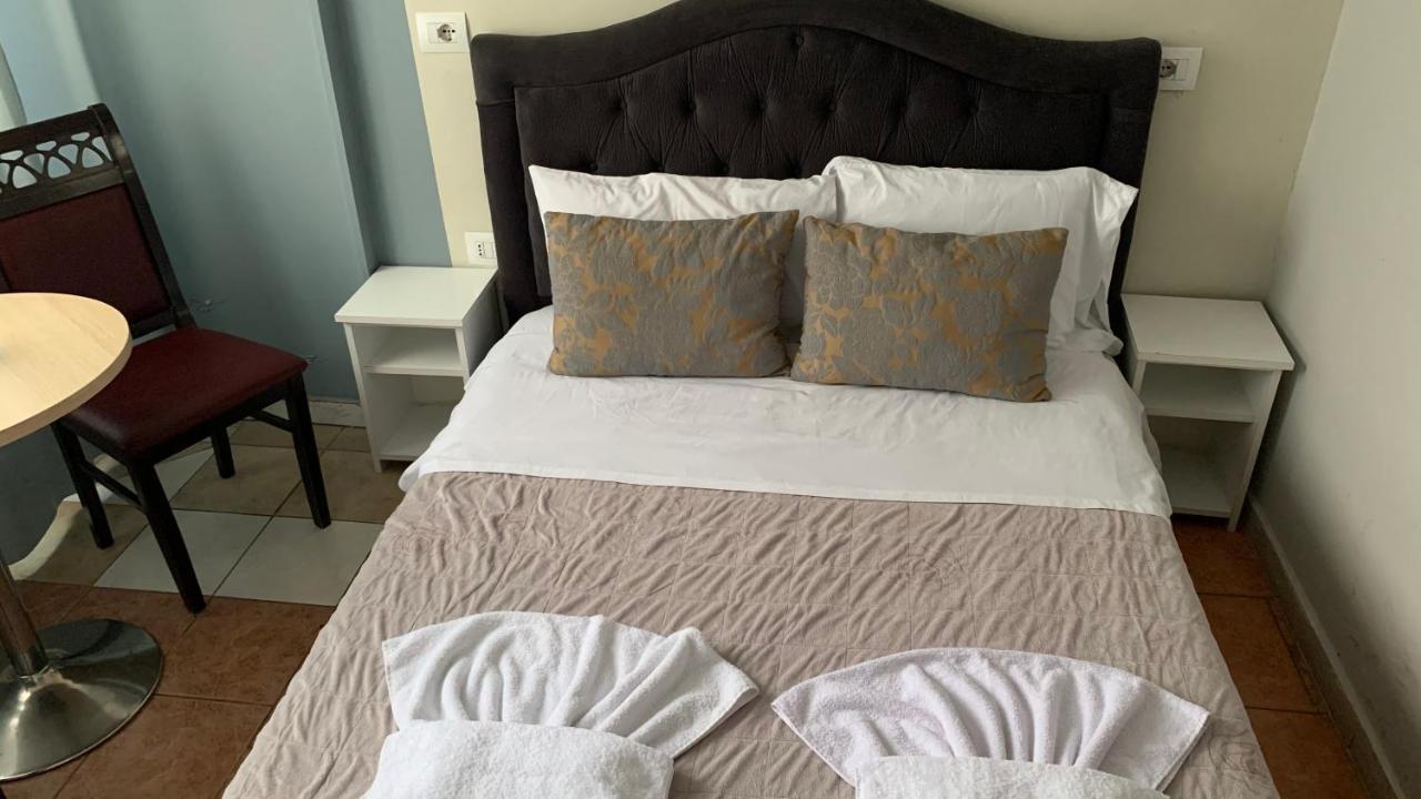 Guest House De Rada Tirana Extérieur photo