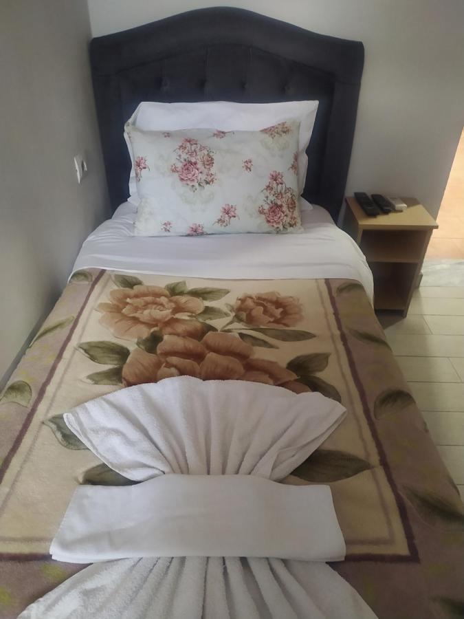 Guest House De Rada Tirana Extérieur photo