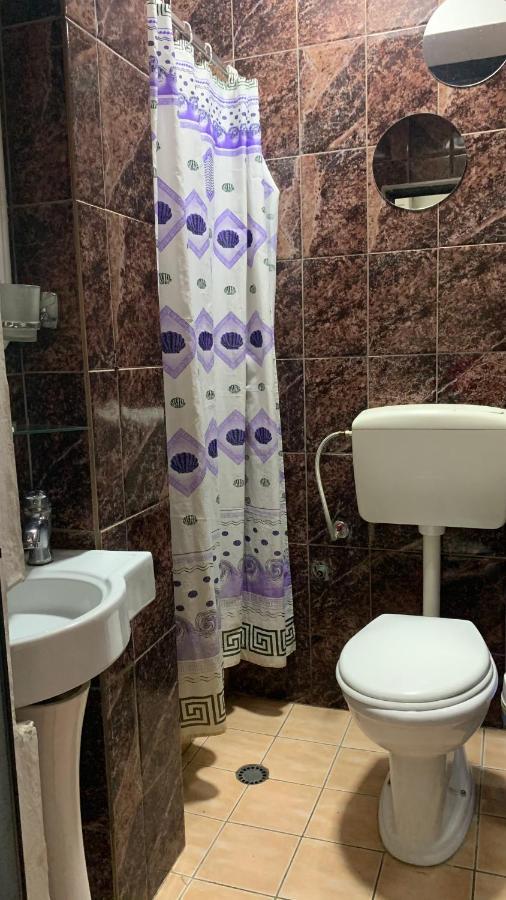 Guest House De Rada Tirana Extérieur photo