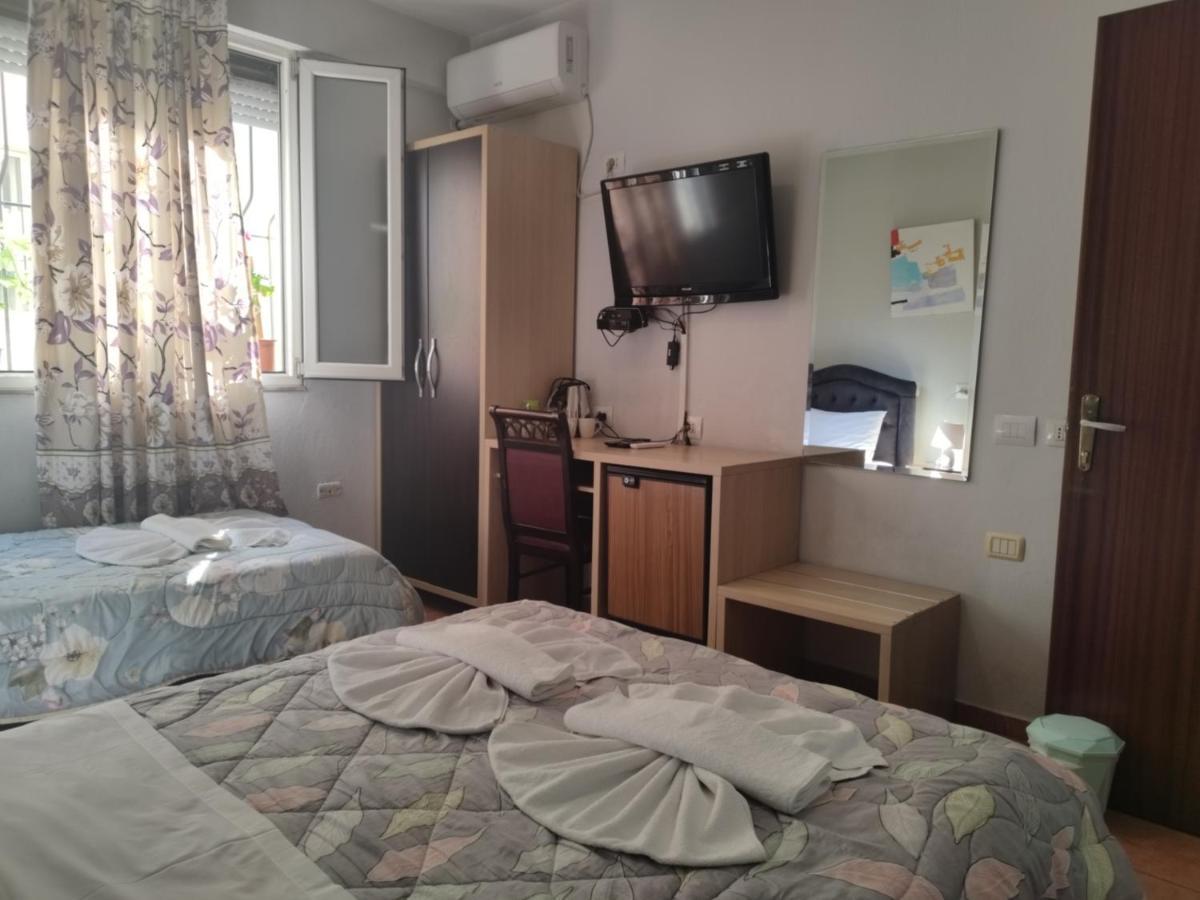 Guest House De Rada Tirana Extérieur photo